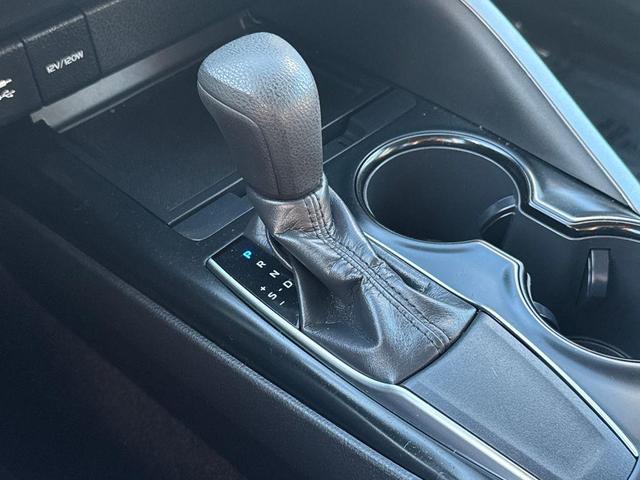 Photo of 2019 Blue Toyota Camry