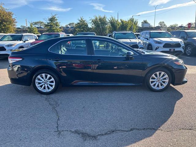 Photo of 2019 Blue Toyota Camry
