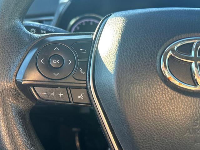 Photo of 2019 Blue Toyota Camry