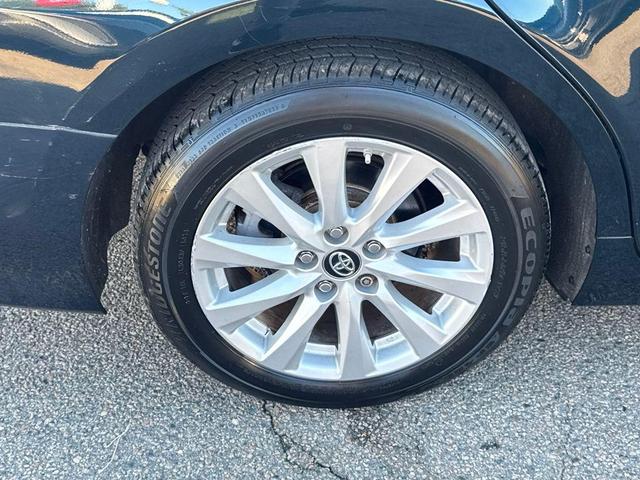 Photo of 2019 Blue Toyota Camry