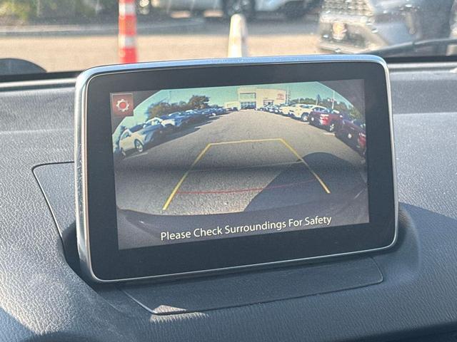 Photo of 2018 Black Toyota Yaris iA