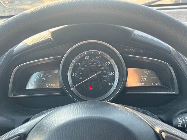 Photo of 2018 Black Toyota Yaris iA