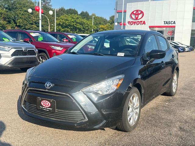 Photo of 2018 Black Toyota Yaris iA