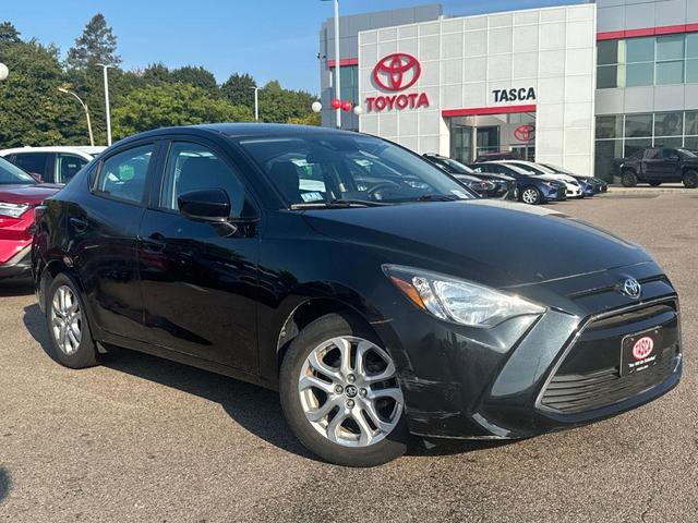 Photo of 2018 Black Toyota Yaris iA