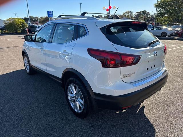 Photo of 2019 Pearl White Tricoat Nissan Rogue Sport