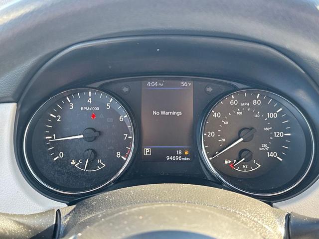 Photo of 2019 Pearl White Tricoat Nissan Rogue Sport