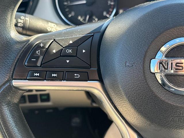 Photo of 2019 Pearl White Tricoat Nissan Rogue Sport