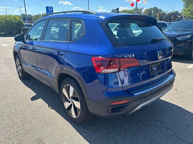 Photo of 2024 Dusk Blue Metallic Volkswagen Taos