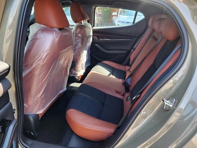 Photo of 2025 Zircon Mazda Mazda3
