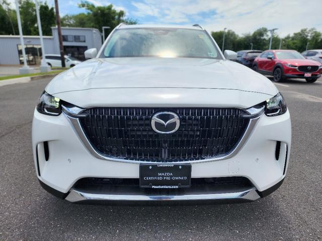 Photo of 2024 Rhodium White Metallic Mazda CX-90