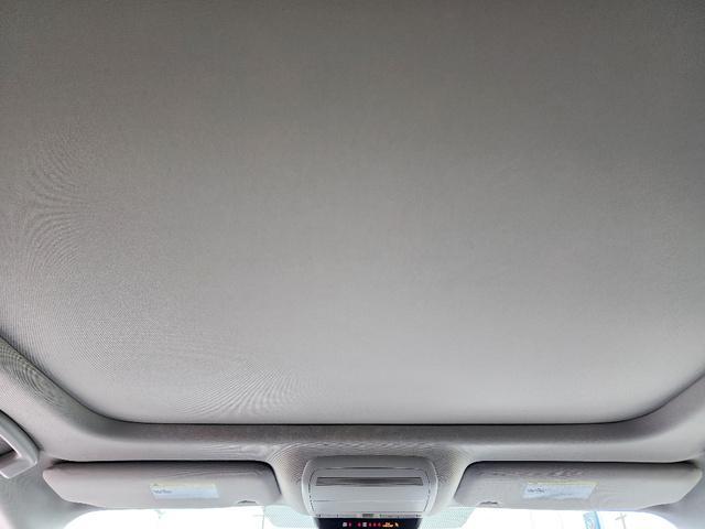 Photo of 2024 Rhodium White Metallic Mazda CX-90