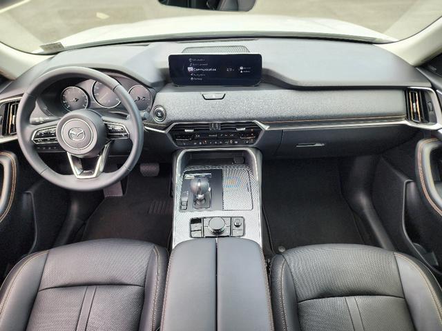 Photo of 2024 Rhodium White Metallic Mazda CX-90