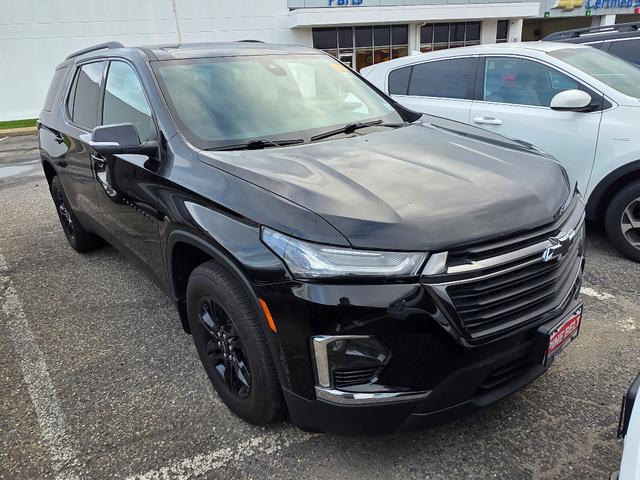 Photo of 2023 Mosaic Black Metallic Chevrolet Traverse