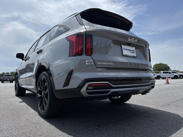 Photo of 2023 Wolf Gray Kia Sorento