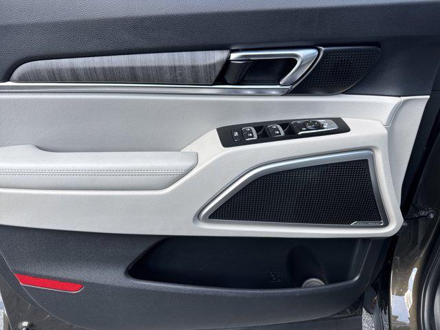 Photo of 2023 Dark Moss Kia Telluride