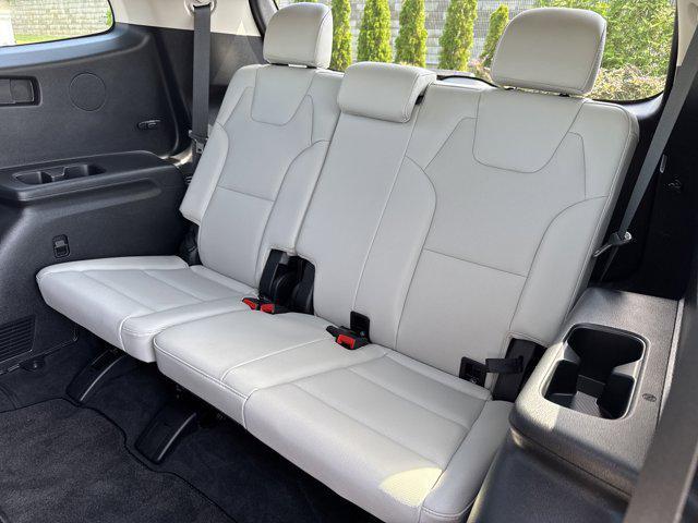 Photo of 2023 Dark Moss Kia Telluride