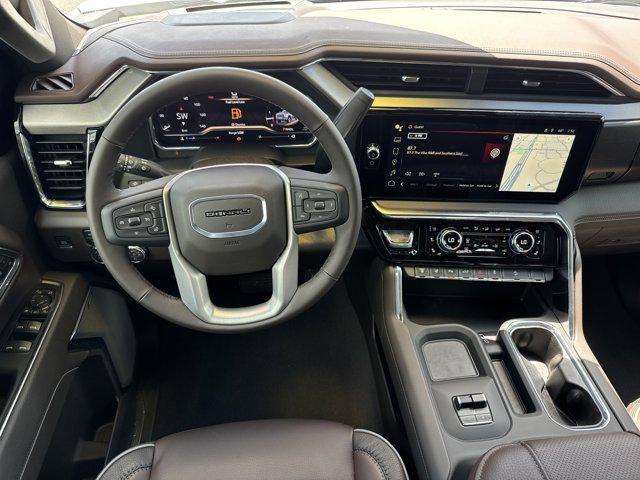 Photo of 2025 White Frost Tricoat GMC Sierra 2500