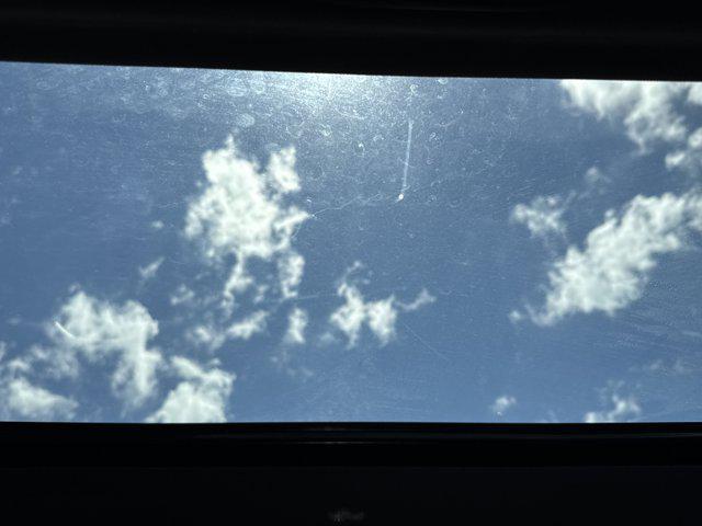 Photo of 2025 White Frost Tricoat GMC Sierra 2500