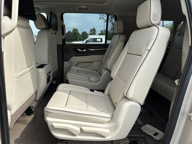 Photo of 2022 Pearl Beige Metallic GMC Yukon XL