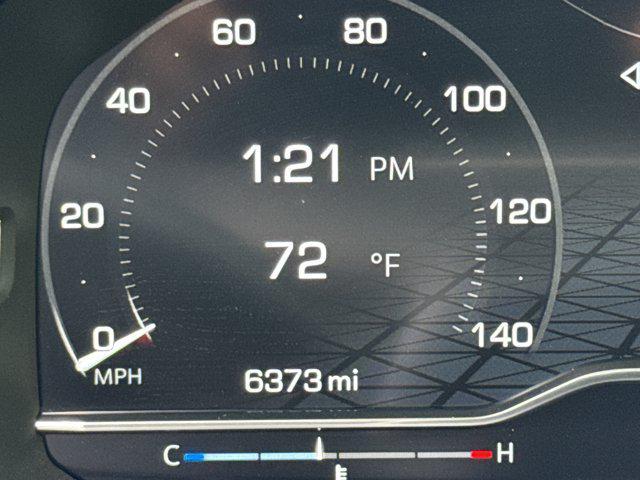 Photo of 2024 White Frost Tricoat GMC Yukon