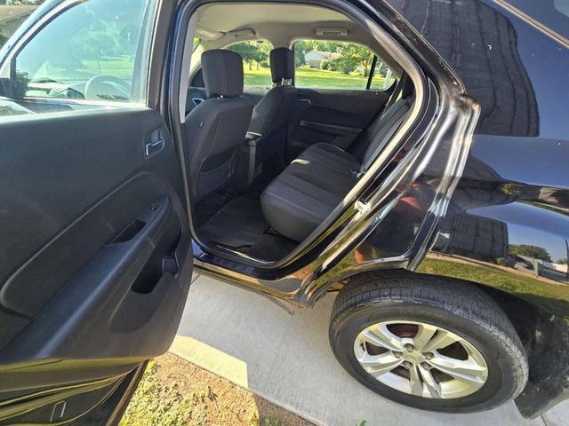 Photo of 2012 Black Chevrolet Equinox