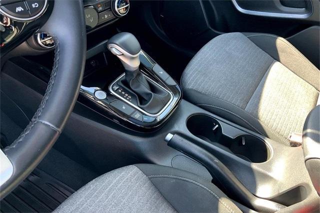 Photo of 2024 Snow White Pearl Kia Soul