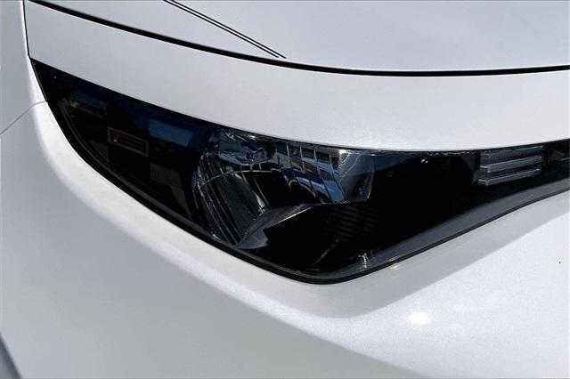 Photo of 2024 Snow White Pearl Kia Soul