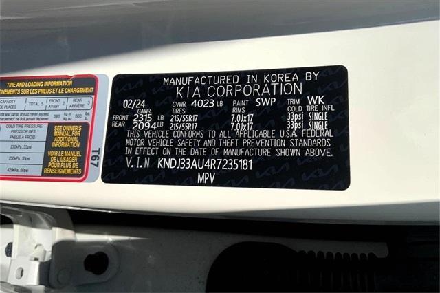 Photo of 2024 Snow White Pearl Kia Soul