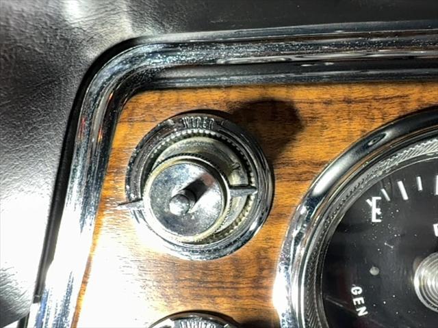 Photo of 1966 White Oldsmobile Ninety-Eight