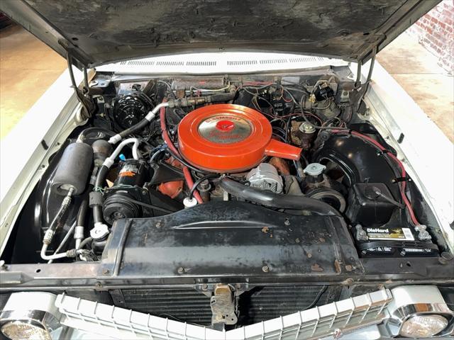 Photo of 1966 White Oldsmobile Ninety-Eight
