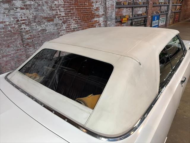 Photo of 1966 White Oldsmobile Ninety-Eight