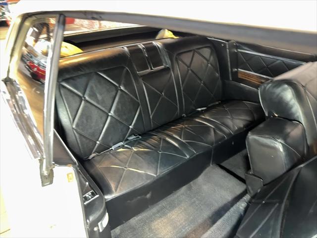 Photo of 1966 White Oldsmobile Ninety-Eight