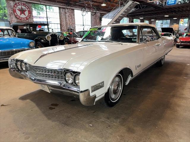 Photo of 1966 White Oldsmobile Ninety-Eight
