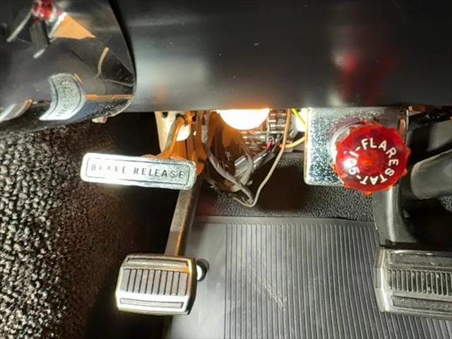 Photo of 1966 White Oldsmobile Ninety-Eight