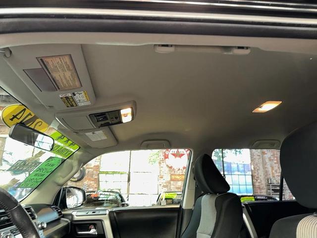 Photo of 2014 Black Toyota 4Runner