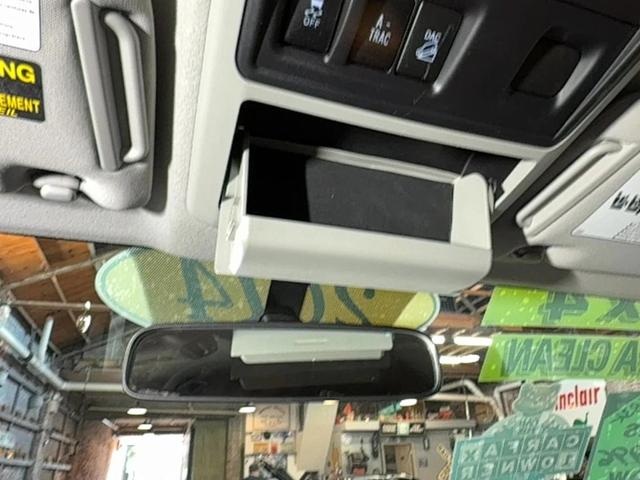 Photo of 2014 Black Toyota 4Runner