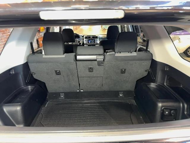 Photo of 2014 Black Toyota 4Runner