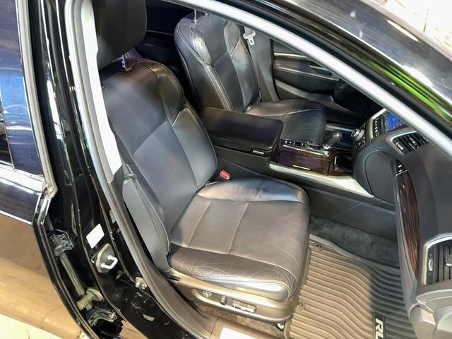 Photo of 2014 Crystal Black Pearl Acura RLX