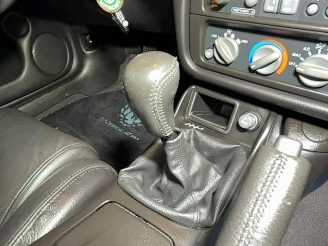 Photo of 2000 Black Pontiac Firebird