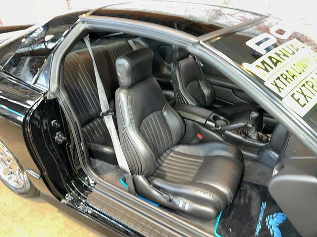 Photo of 2000 Black Pontiac Firebird