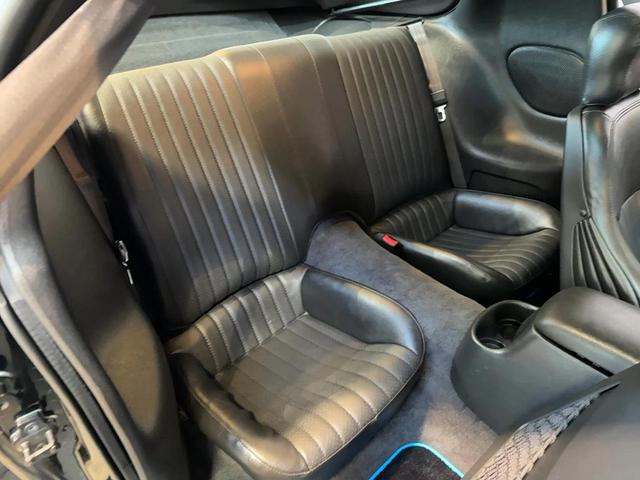 Photo of 2000 Black Pontiac Firebird