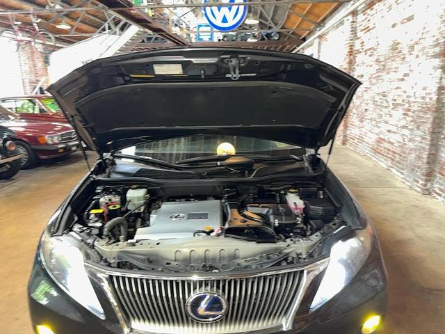 Photo of 2010 Grey Lexus RX 450h