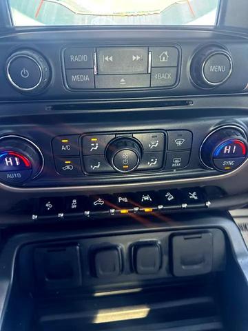 Photo of 2018 White Frost Tricoat GMC Sierra 1500