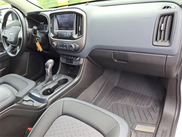 Photo of 2022 Summit White Chevrolet Colorado