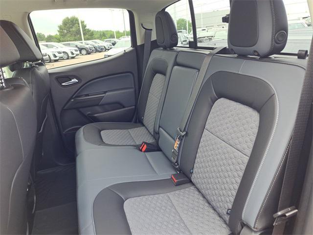 Photo of 2022 Summit White Chevrolet Colorado