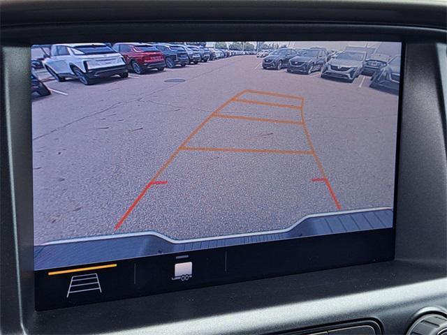 Photo of 2022 Summit White Chevrolet Colorado