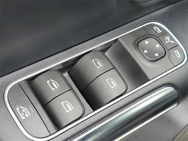 Photo of 2023 Night Black Mercedes-Benz GLA 250