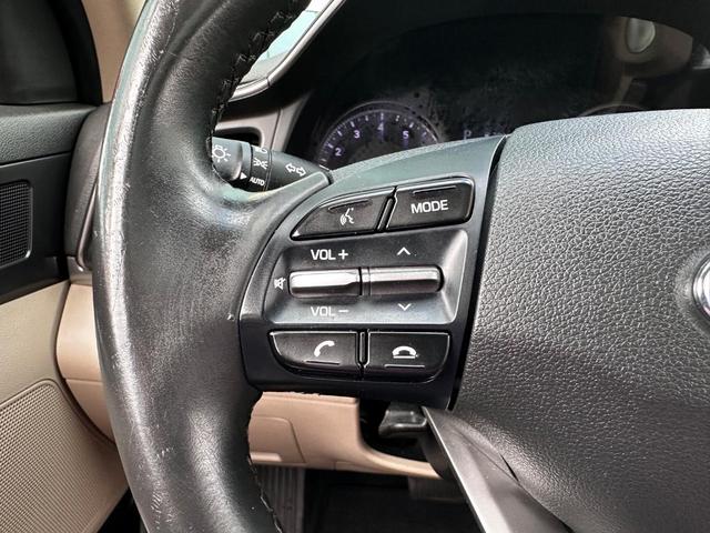 Photo of 2020 Scarlet Red Pearl Hyundai ELANTRA