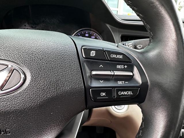 Photo of 2020 Scarlet Red Pearl Hyundai ELANTRA