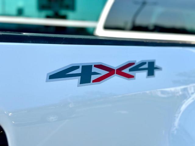 Photo of 2021 Summit White Chevrolet Colorado